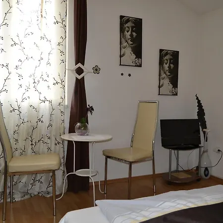 호텔 Valnovka 3*